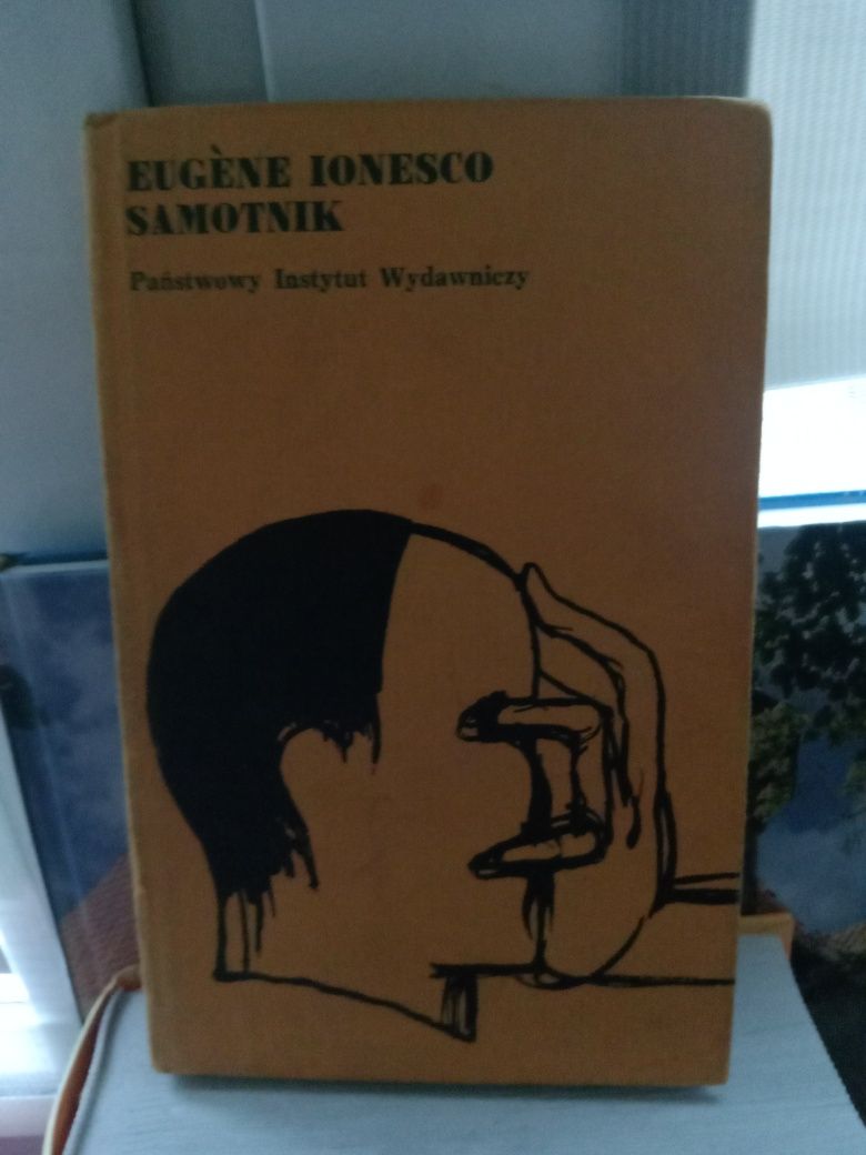 Samotnik , Eugene Ionesco.