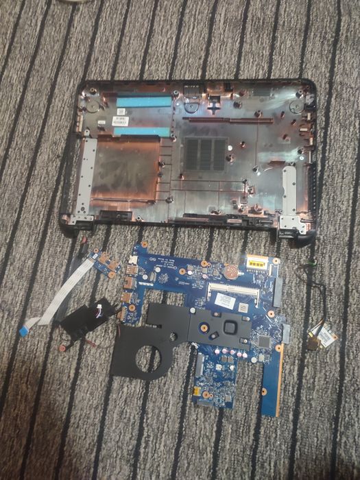 Продам ноутбук hp 250 g3