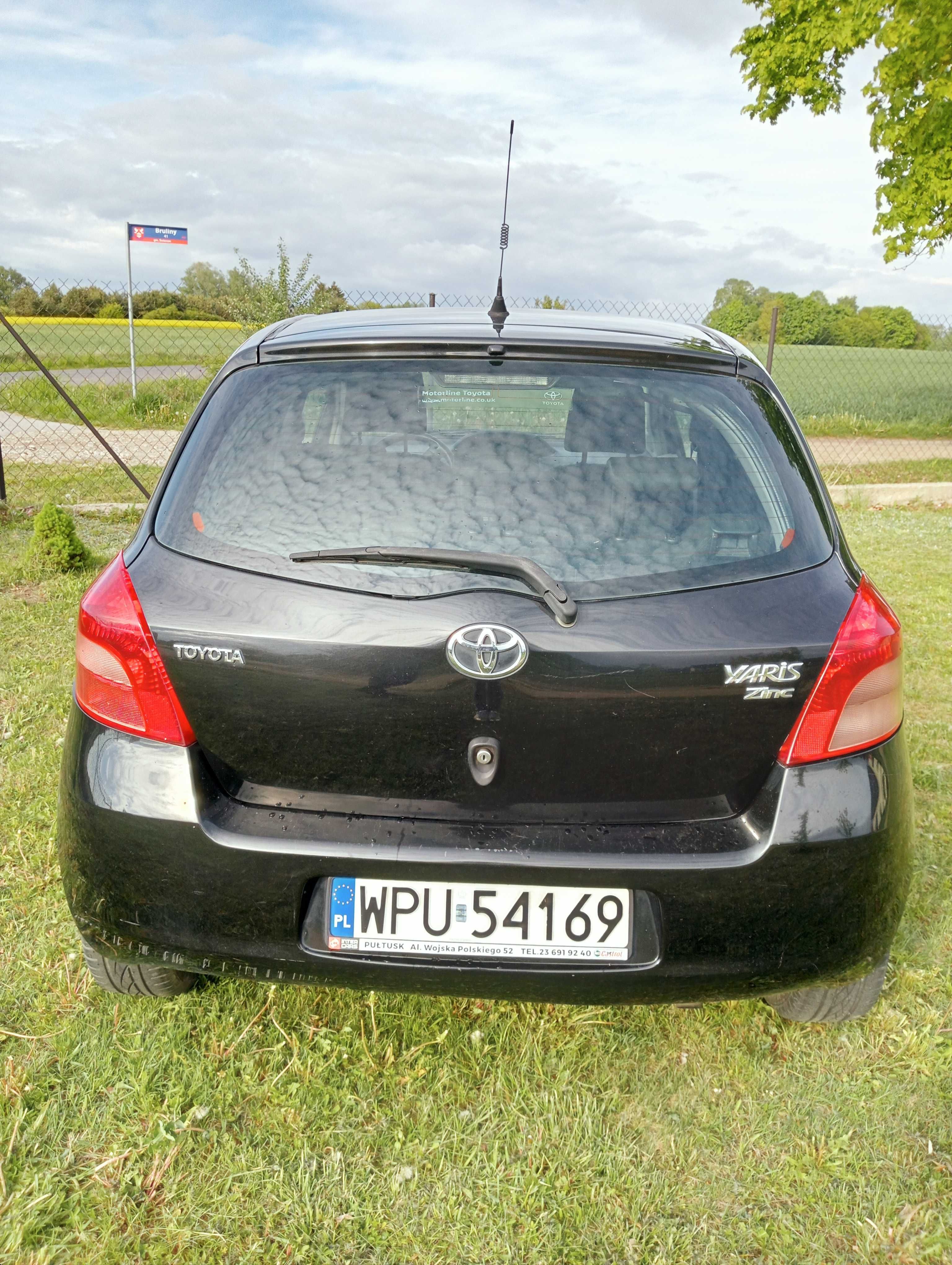 TOYOTA YARIS II 1.4 D-4D bezwypadkowy