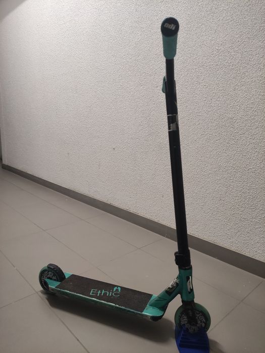 Hulajnoga Blunt Envy KOS S5 Charge. Możylowść dostawy do Szczecina.