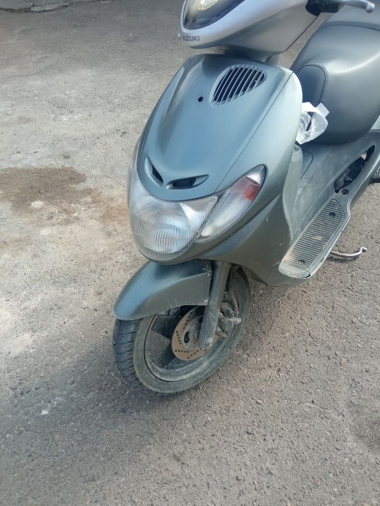 Продам скутер созуки