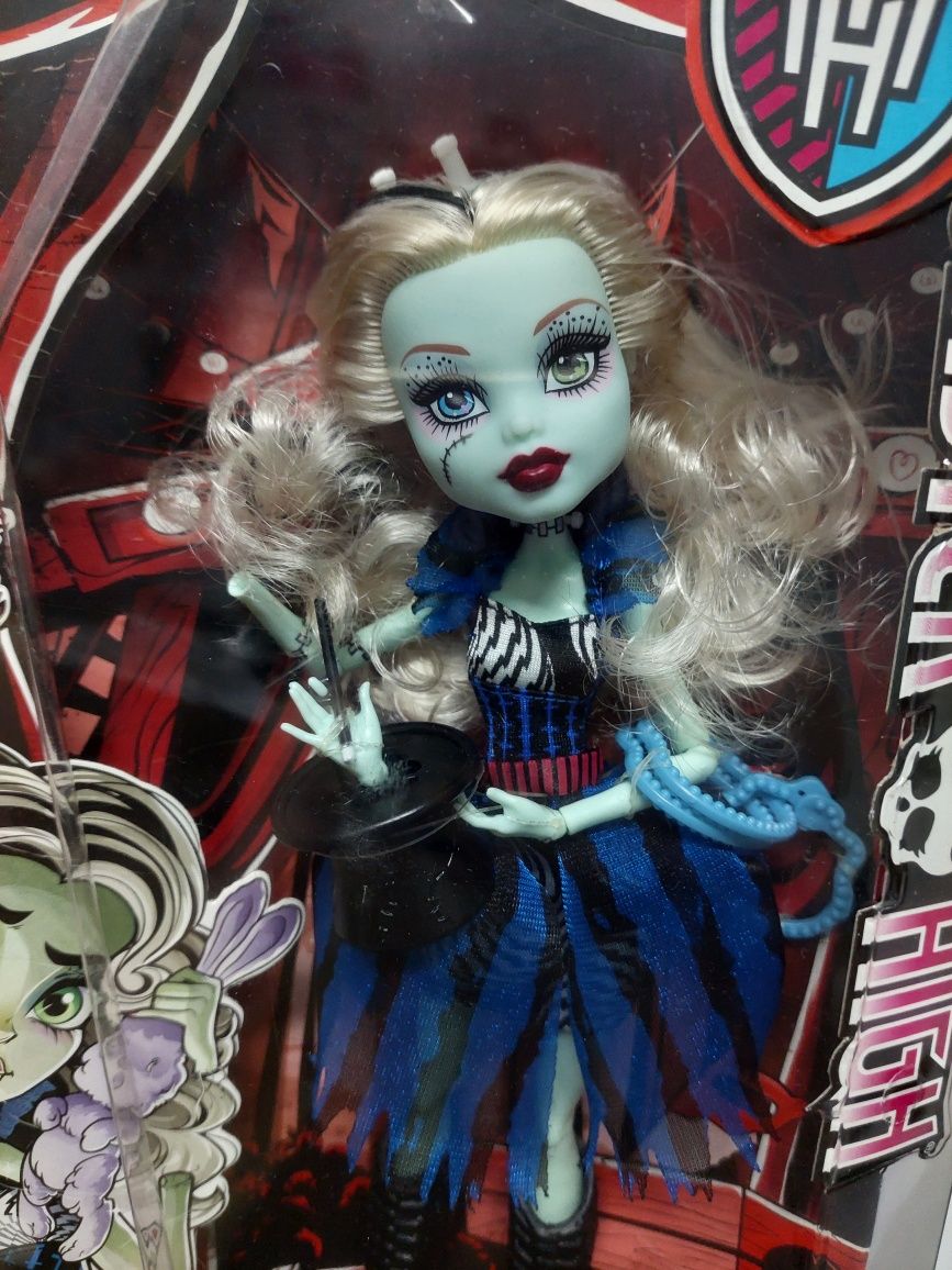 Monster High Frankie Stein Freak du chic Френки Штейн цирк кукла