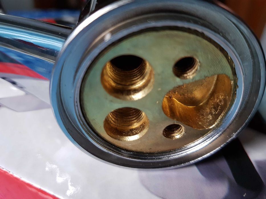 Смеситель для умывальника или кухни G-Ferro Hansberg 004-Гусак 15 См