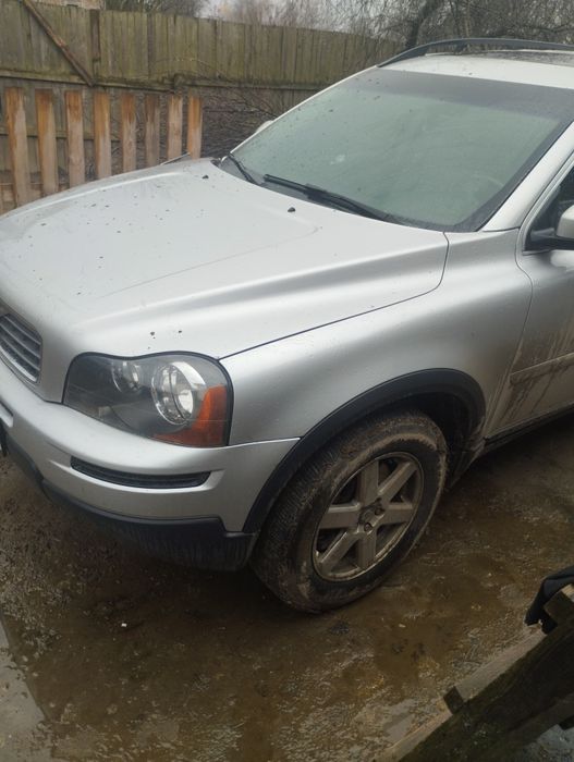 Продам автомобиль Вольво XC90 2007 року вийськовому цена 4000 тысячи д