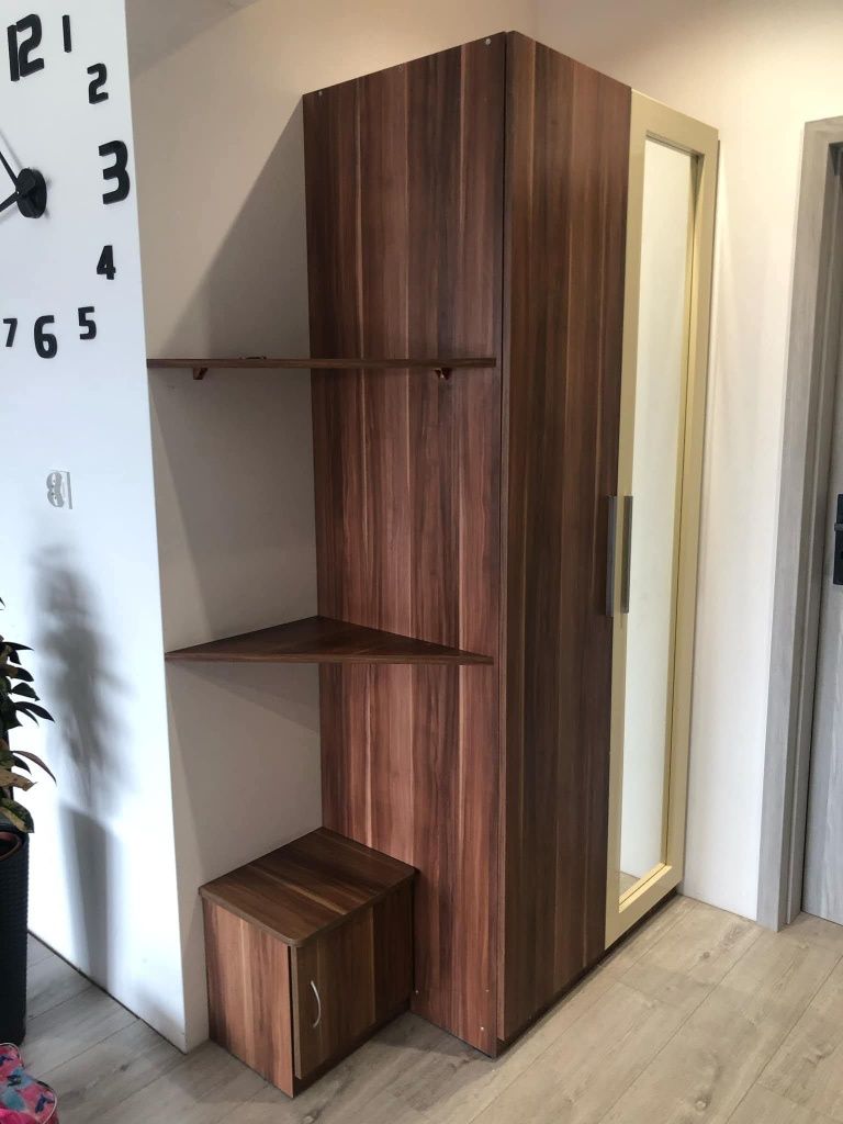 Meble do salonu plus stół