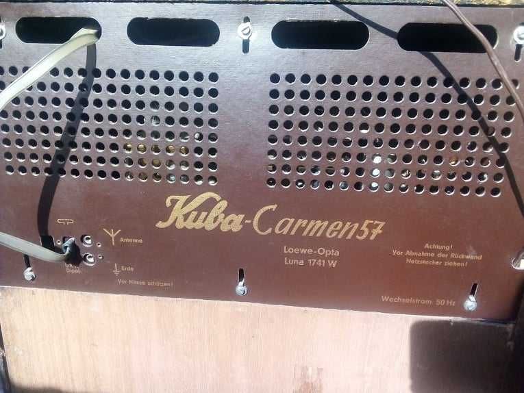 Kuba - Carmen 57 Radio Gramofon Barek