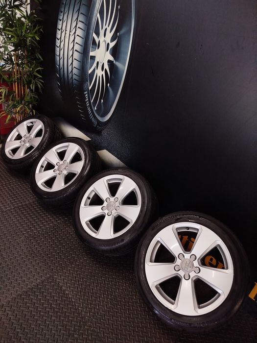 Jantes 17" Audi originais com pneus