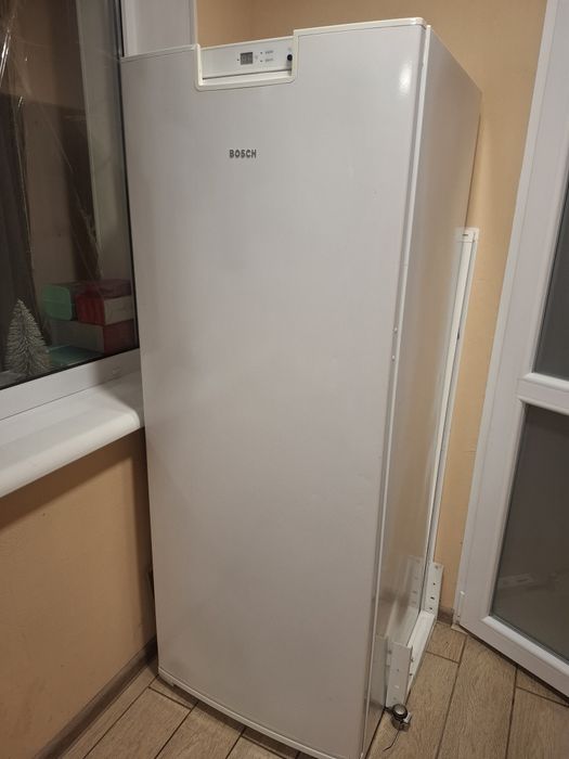 Морозильная камера BOSCH