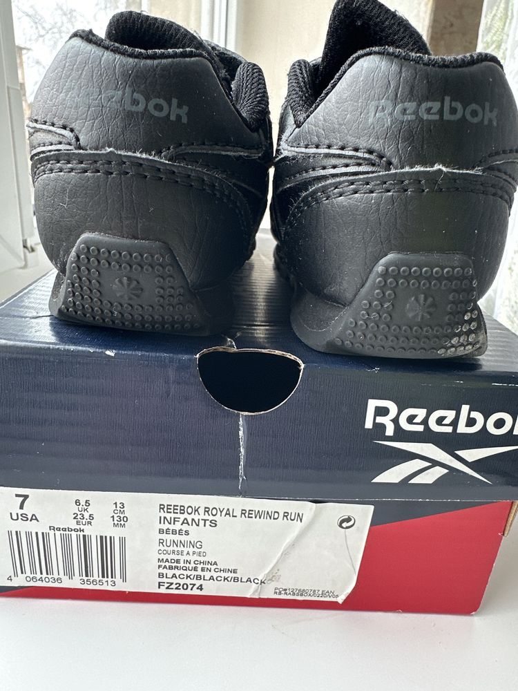 Кросівки reebok 23,5 розмір