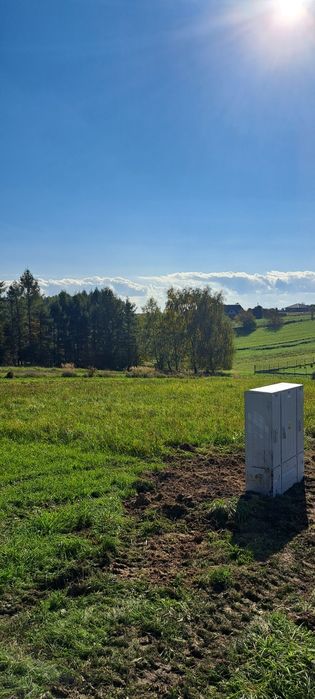 Sprzdam działkę budowlaną o pow. 1540 m2 w piątej linii zabudowy