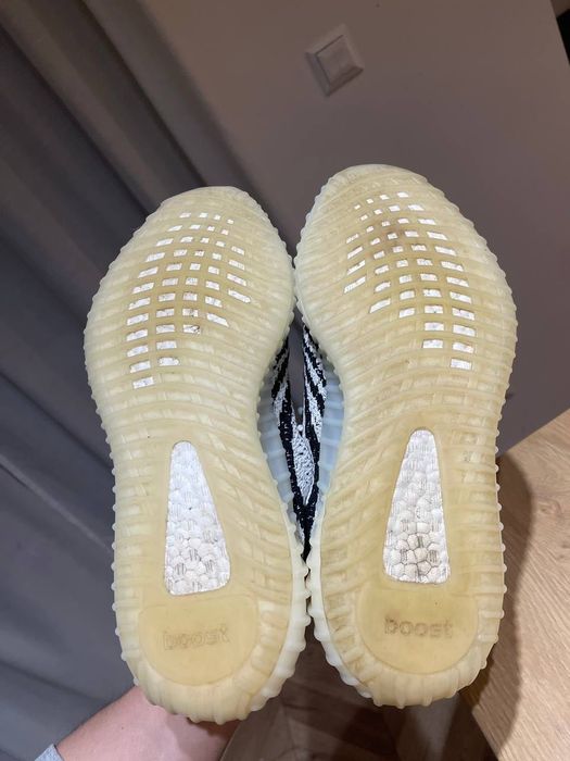 adidas Yeezy boost 350 v2 zebra 42 2/3 black onyx white beluga