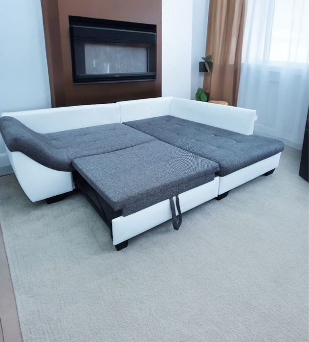 Używany narożnik z dużą funkcją spania rozkładany transport