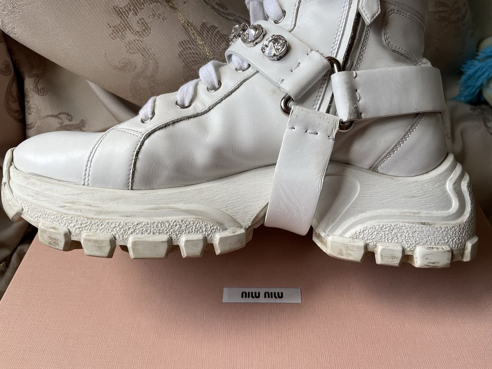 Ботинки, сапоги кроссовки Miu Miu
