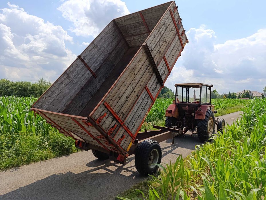 Przyczepa Wywrotka jednoosiowa Fabryczna  5 Ton