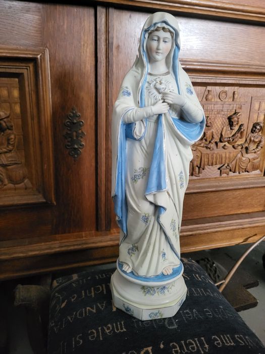 Biskwit Maryja Matka Boska Bolesna porcelanowa