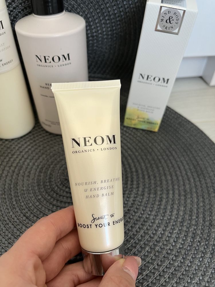 Органічна косметика Neom