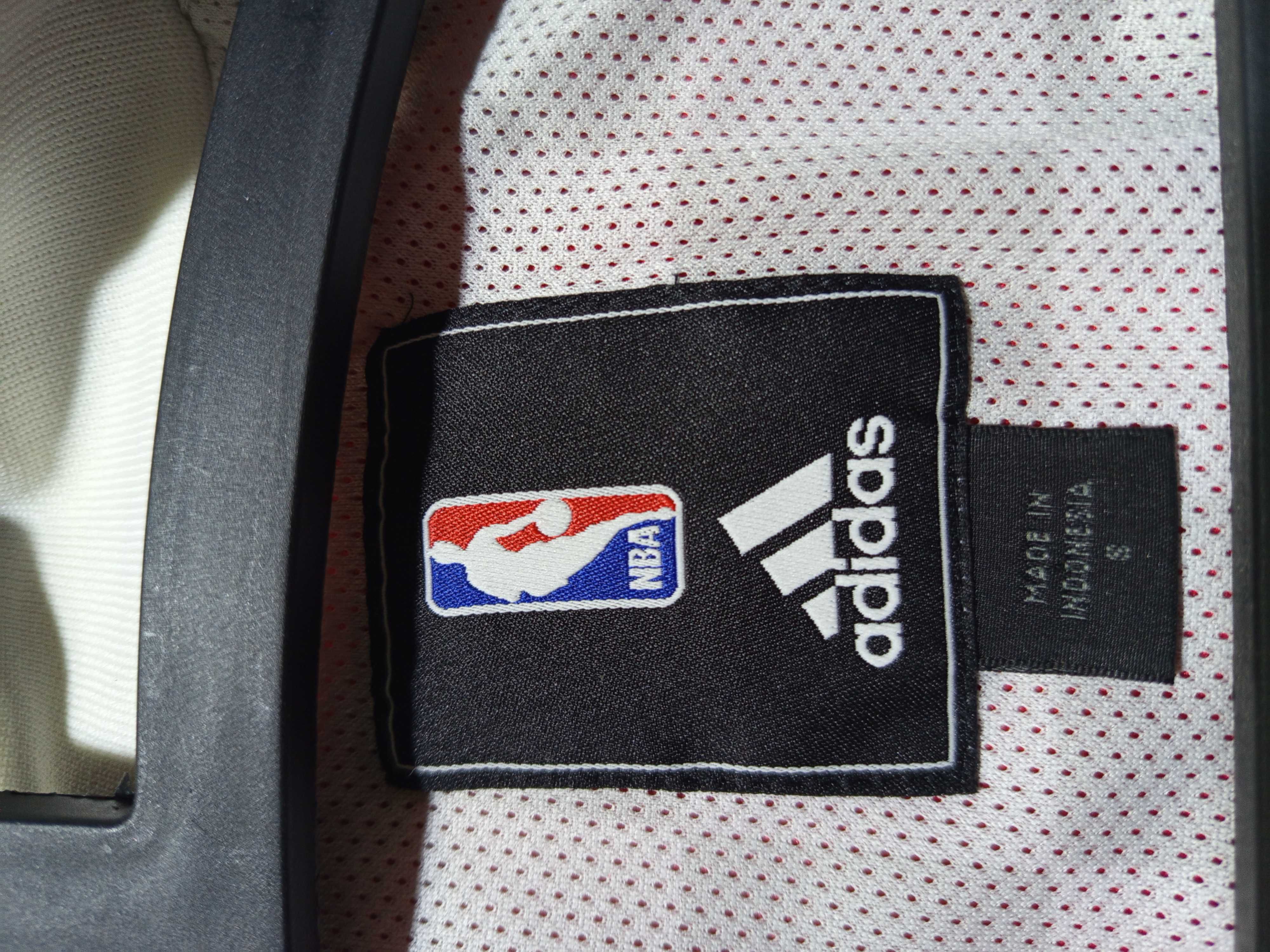 Casaco Adidas - MotorCity Chicago Bulls - S