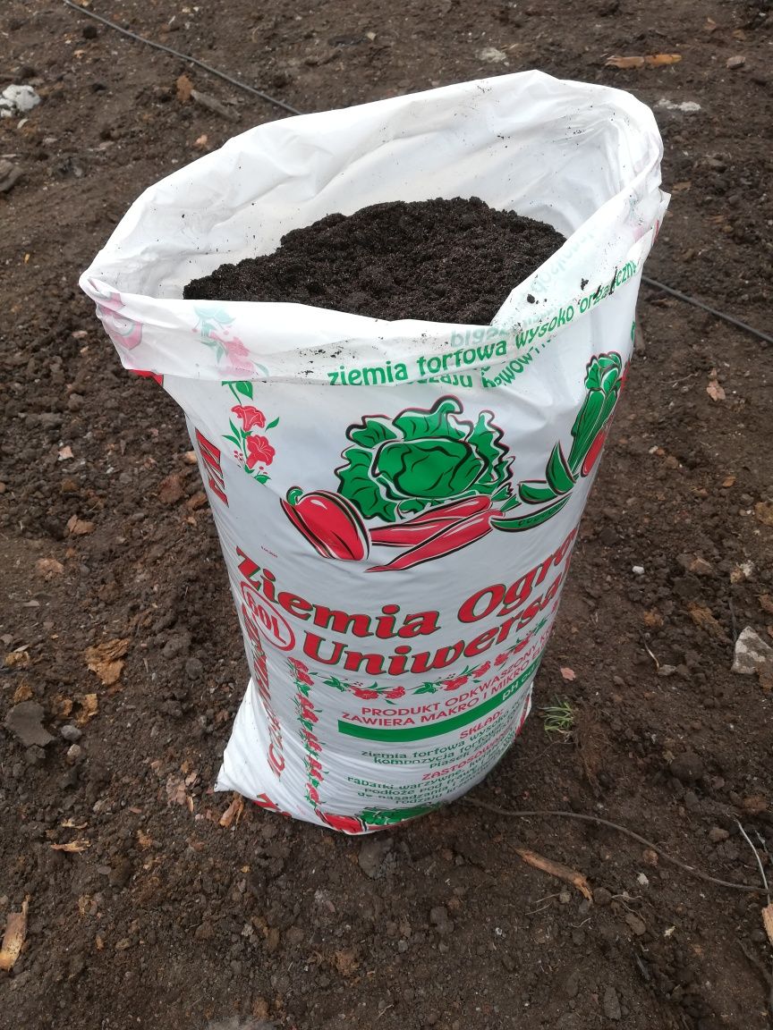 Ziemia ogrodowa 60l