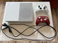 XBOX ONE S 1TB/2 Pady/Okablowanie