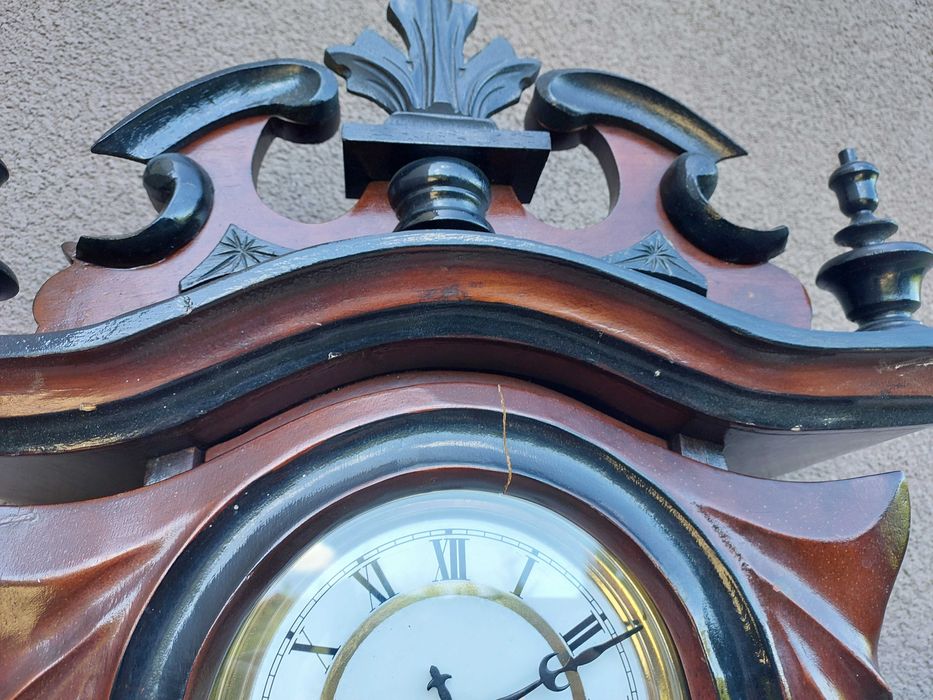 Duży zegar ścienny sprawny bogato zdobiony Korea film E140