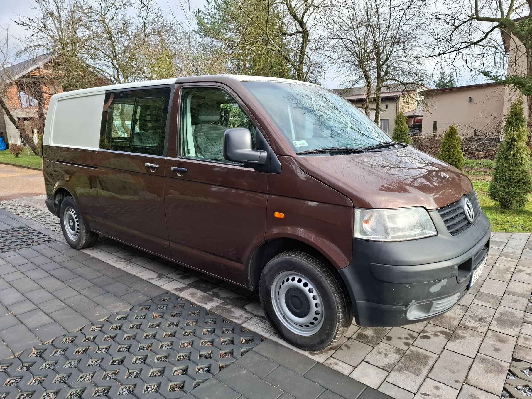 Volkswagen Transporter VW Transporter T5 2003r. 2.5 TDI 6os. VAT1