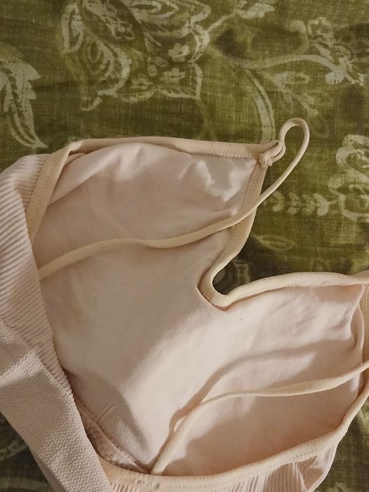 Biustonosz do spania