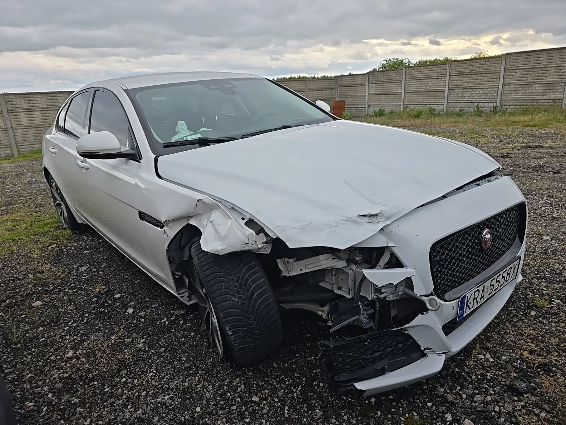 Jaguar XF Faktura VAT Marża