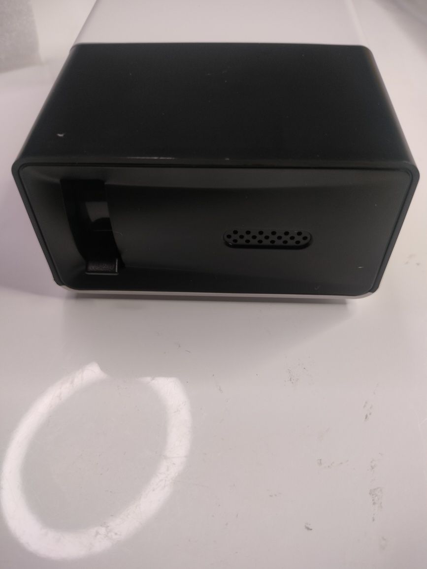 Projektor YG300 - czarny