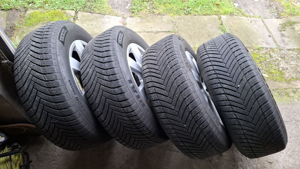 Koła wielosezonowe 5x130 Touareg 235/65 R17