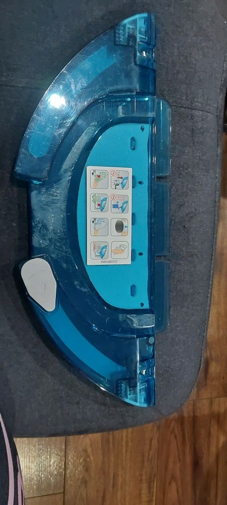 Pojemnik na wodę wraz ze szmatkami Tefal 130 Al