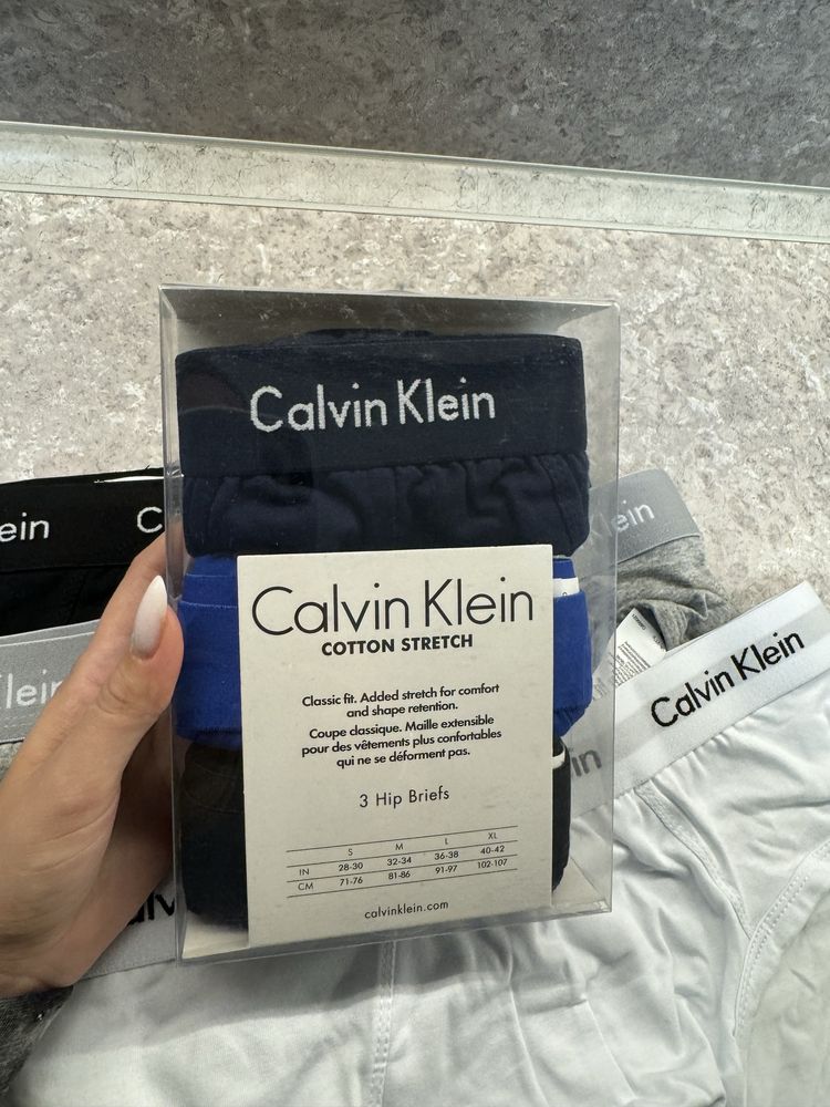 Труси чоловічі Calvin Klein боксери/бріфи в асортименті