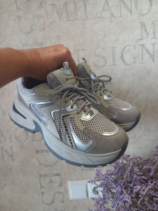 Красовки         .