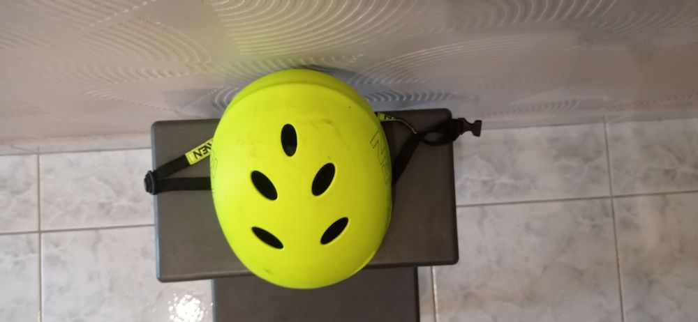 Kask jasny zielony Spokey Raven F511 Bmx Lime