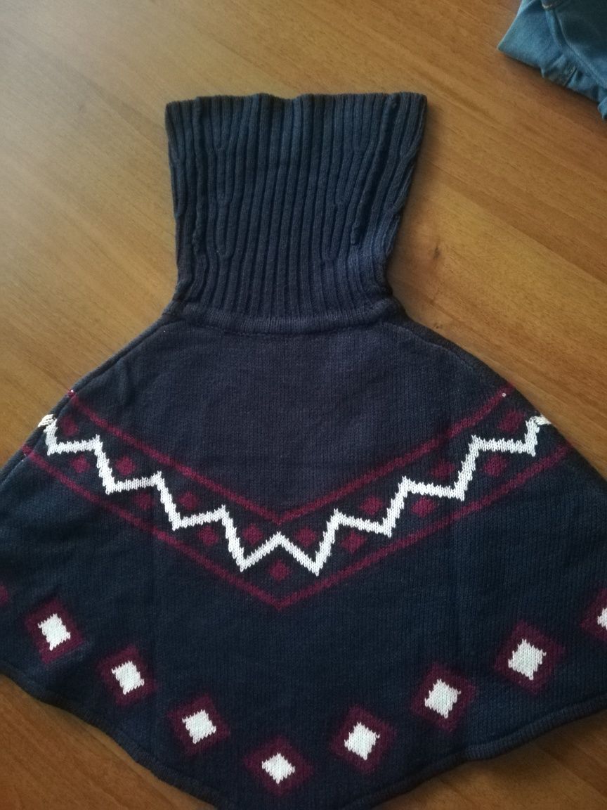 Ponczo 122/128 jak nowe, narzutka