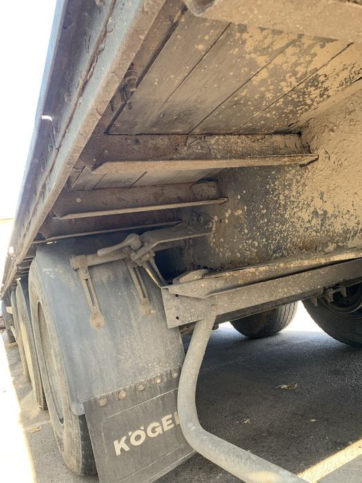 Продам напівпричіп, тент, штора, площадка