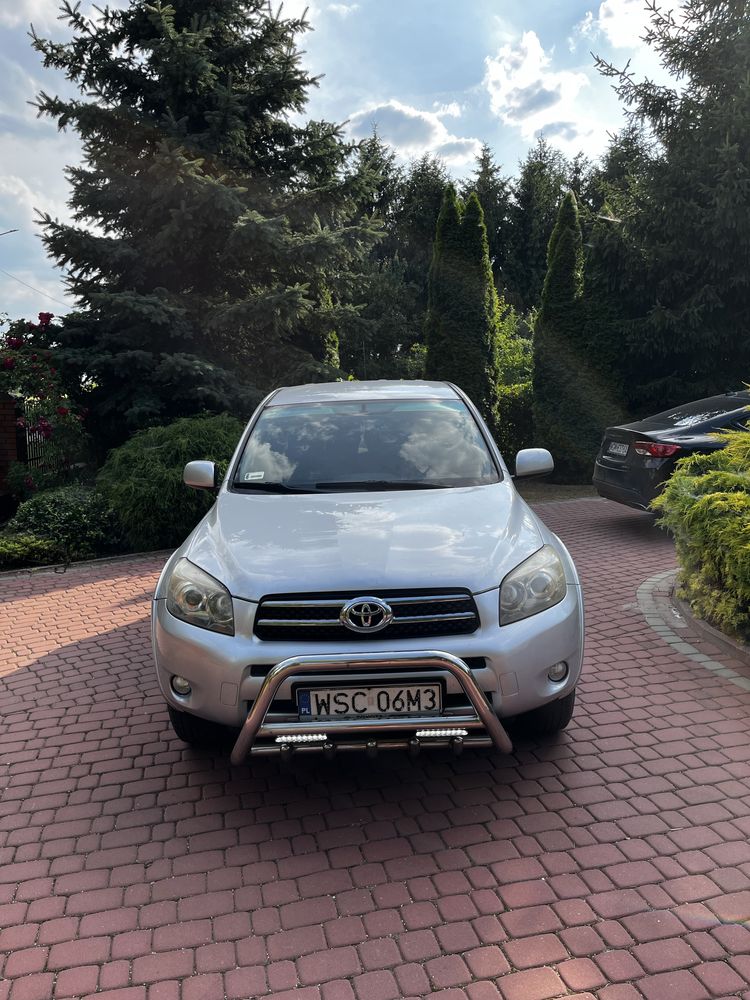 Toyota RAV4 2.2 177km • Manual • 2007 • Po konserwacji • nowy dwumas