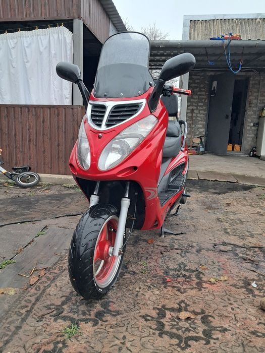 Продам  скутер 150