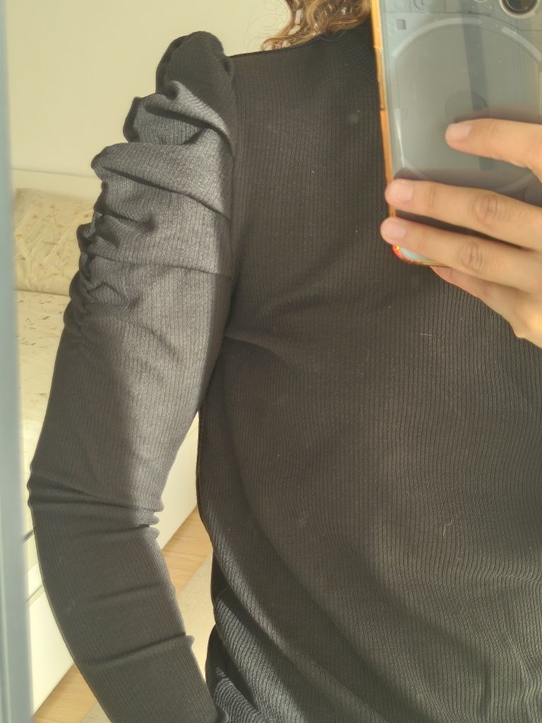Camisola preta manga comprida Mango