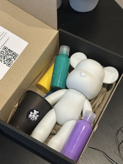 Флюїдний ведмедик, bearbrick, fluidbear 23 см