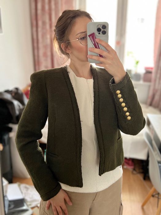 Marynarka żakiet khaki boucle z usztywnionymi ramionami viral Zara