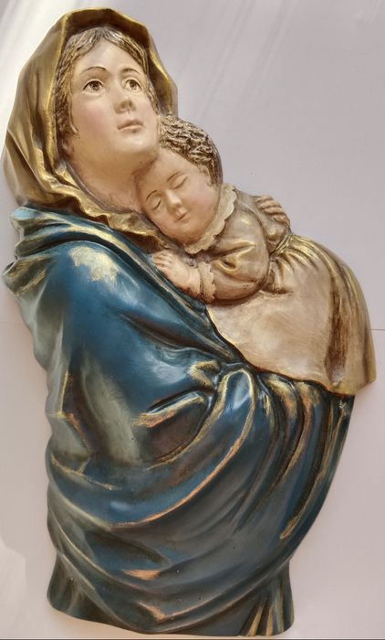 Płaskorzeźba Madonna z Dzieciątkiem  figurka Matka Boża z ulicy boska