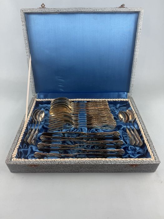 Włoskie sztućce posrebrzane plater zestaw na 6 osób widelce noże łyżki