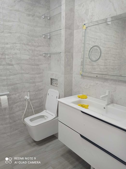 Плиточник. Укладка плитки та інші будівельні послуги.