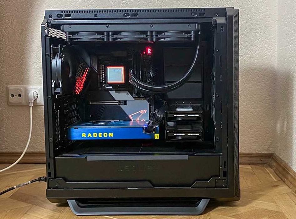 Комп'ютер Gigabyte Z490/AMD Radeon 16GB/Intel Core 9/Ballistix 32 GB