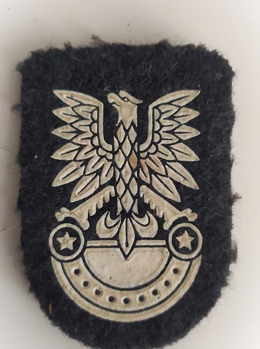 Orzełek - wz. 71 - naszywka na czarny beret LWP Wojsk Pancernych