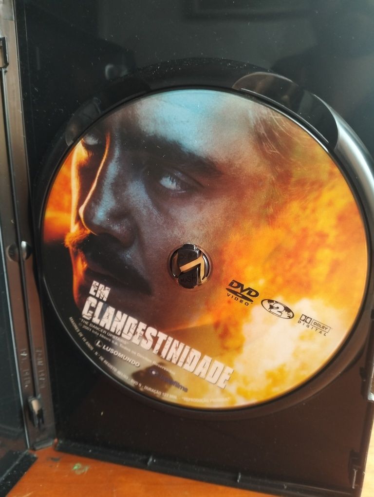 DVD Em Clandestinidade