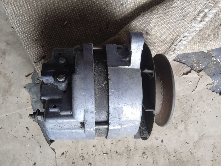 Продам генератор зіл-130 газ-53