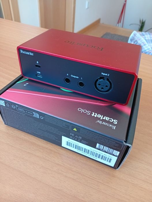 Interface focusrite solo 4 geração recente Nova