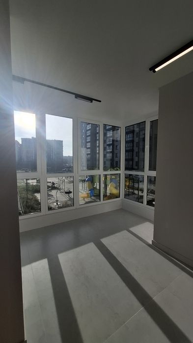Продам 1-к квартиру з ремонтом ЖК Residence R2 , власник