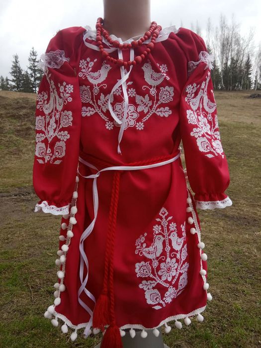 Вишиванка на дівчинку